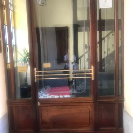 Apartment Marconi 3 *